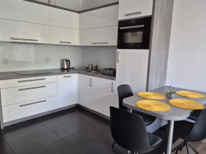 Apartament Vanessa w centrum 600 m od morza